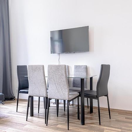 Explore Vienna 2Br And 1Lr Retreat Near Westbahnhof Ngoại thất bức ảnh