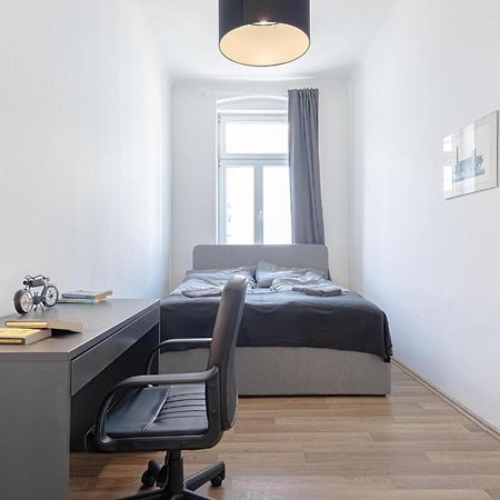 Explore Vienna 2Br And 1Lr Retreat Near Westbahnhof Ngoại thất bức ảnh