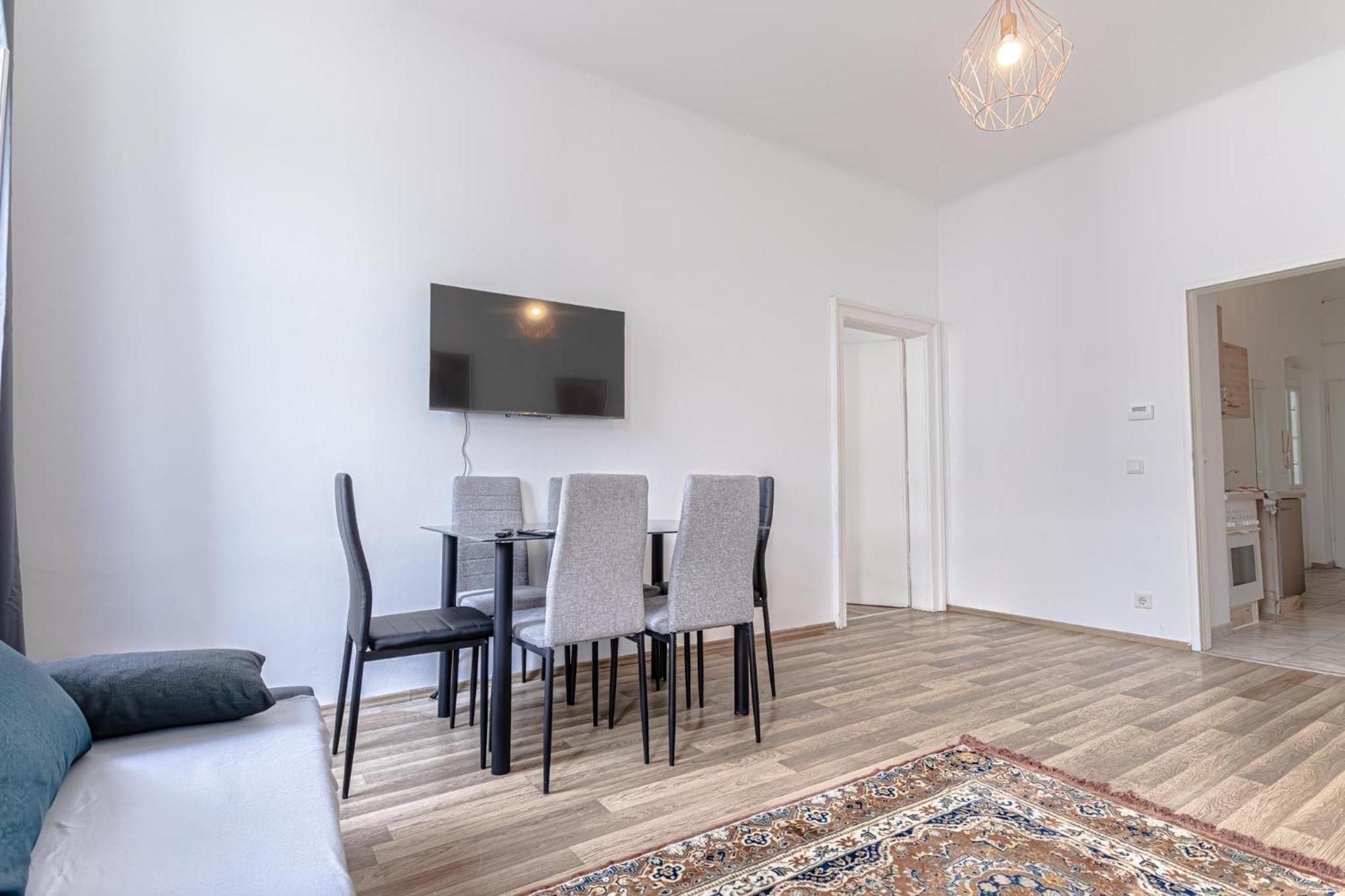 Explore Vienna 2Br And 1Lr Retreat Near Westbahnhof Ngoại thất bức ảnh