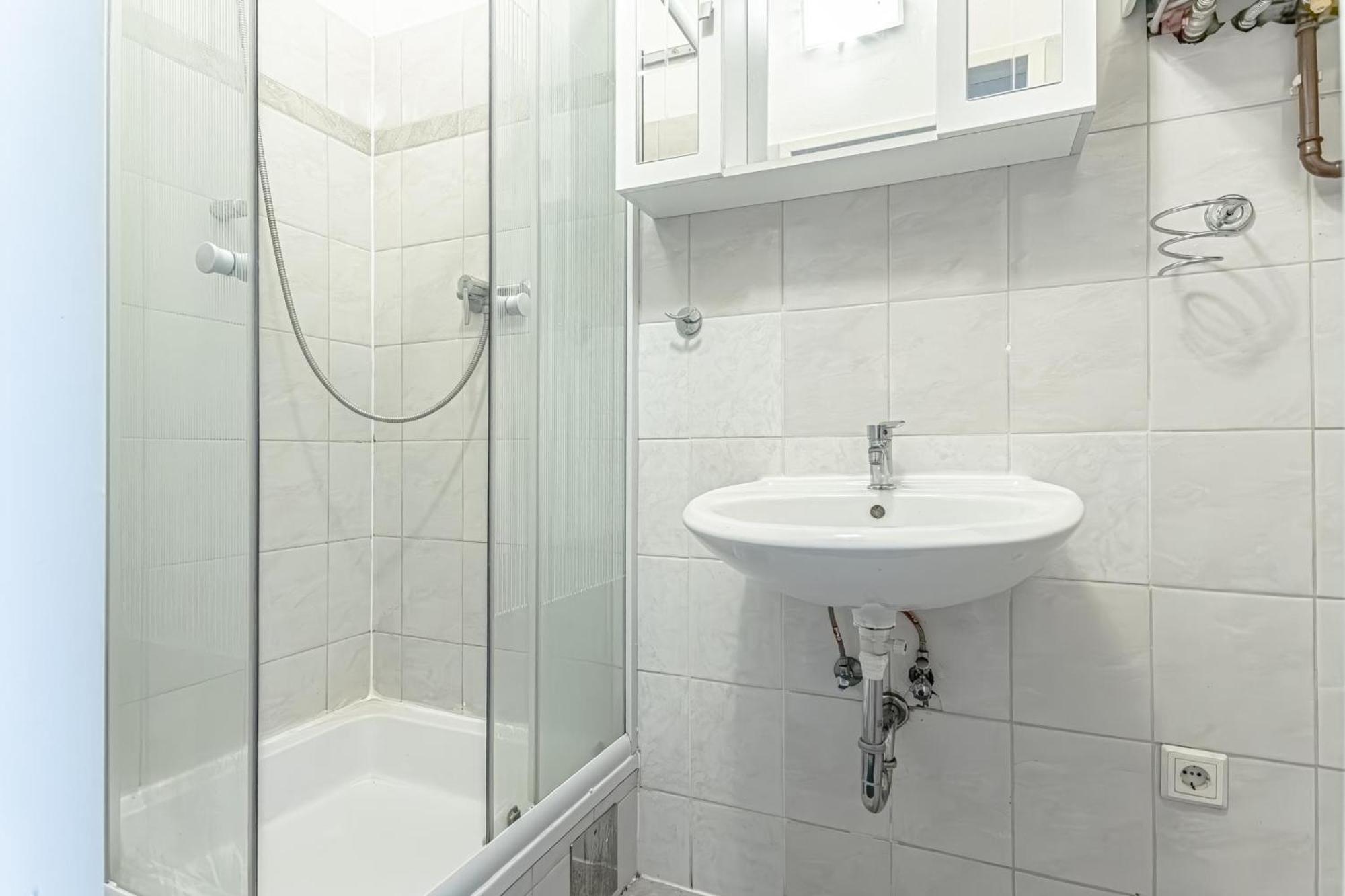 Explore Vienna 2Br And 1Lr Retreat Near Westbahnhof Ngoại thất bức ảnh