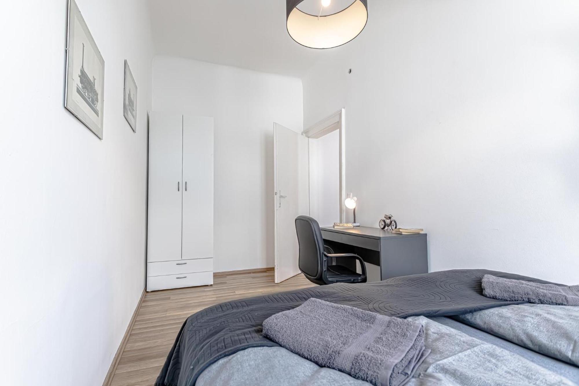Explore Vienna 2Br And 1Lr Retreat Near Westbahnhof Ngoại thất bức ảnh